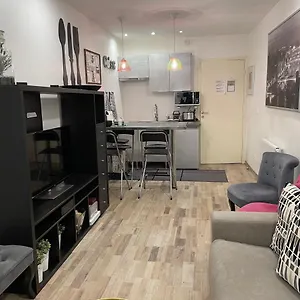 Apartment Bel Au Coeur De, Paris