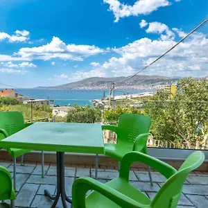 duraj-apartment.albaniahotels.org/